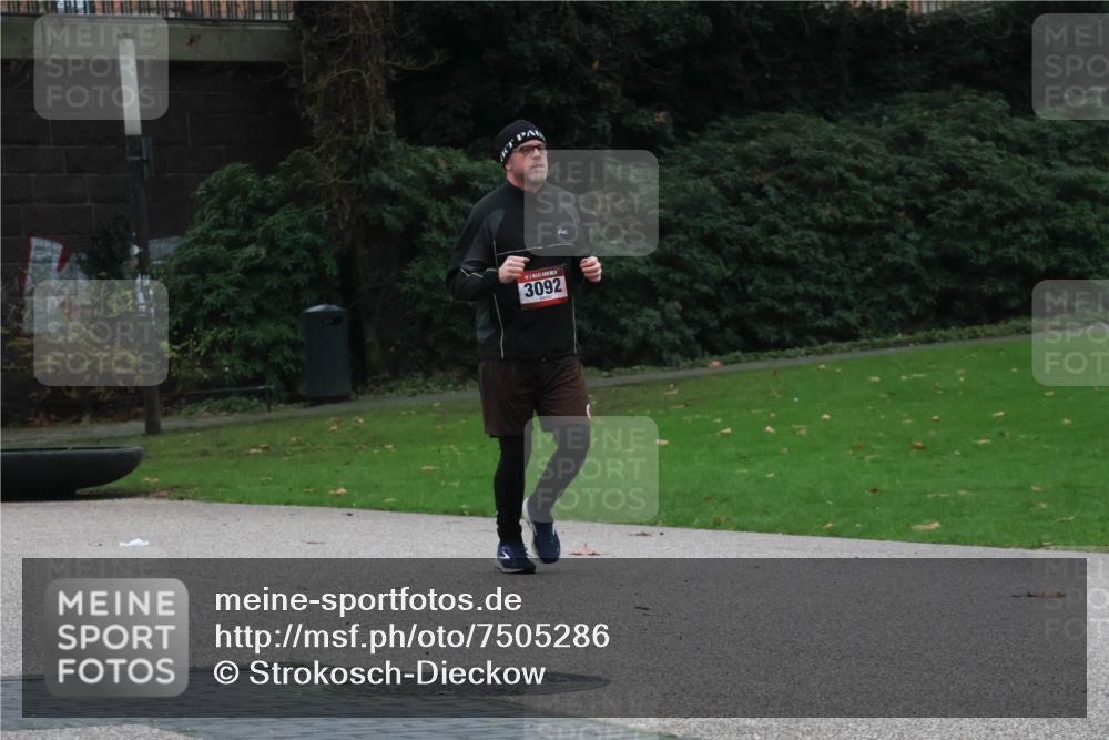 08.12.2024 - St. Pauli X-Mass-Run No. 14 Strokosch-Dieckow http://msf.ph/oto/7505286 08.12.2024 09:39:51 Laufen 3092 meine-sportfotos.de