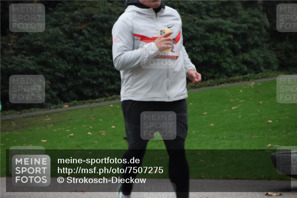 08.12.2024 - St. Pauli X-Mass-Run No. 14 Strokosch-Dieckow http://msf.ph/oto/7507275 08.12.2024 09:44:44 Laufen  meine-sportfotos.de
