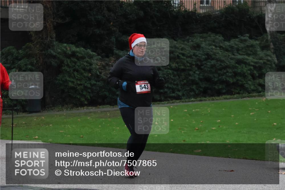 08.12.2024 - St. Pauli X-Mass-Run No. 14 Strokosch-Dieckow http://msf.ph/oto/7507865 08.12.2024 09:48:19 Laufen 543 meine-sportfotos.de