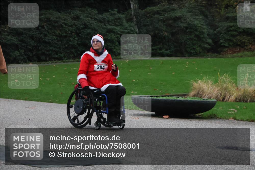 08.12.2024 - St. Pauli X-Mass-Run No. 14 Strokosch-Dieckow http://msf.ph/oto/7508001 08.12.2024 09:52:22 Laufen 204 meine-sportfotos.de