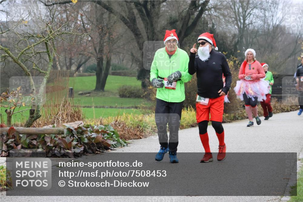 08.12.2024 - St. Pauli X-Mass-Run No. 14 Strokosch-Dieckow http://msf.ph/oto/7508453 08.12.2024 10:55:49 Laufen 804, 175 meine-sportfotos.de