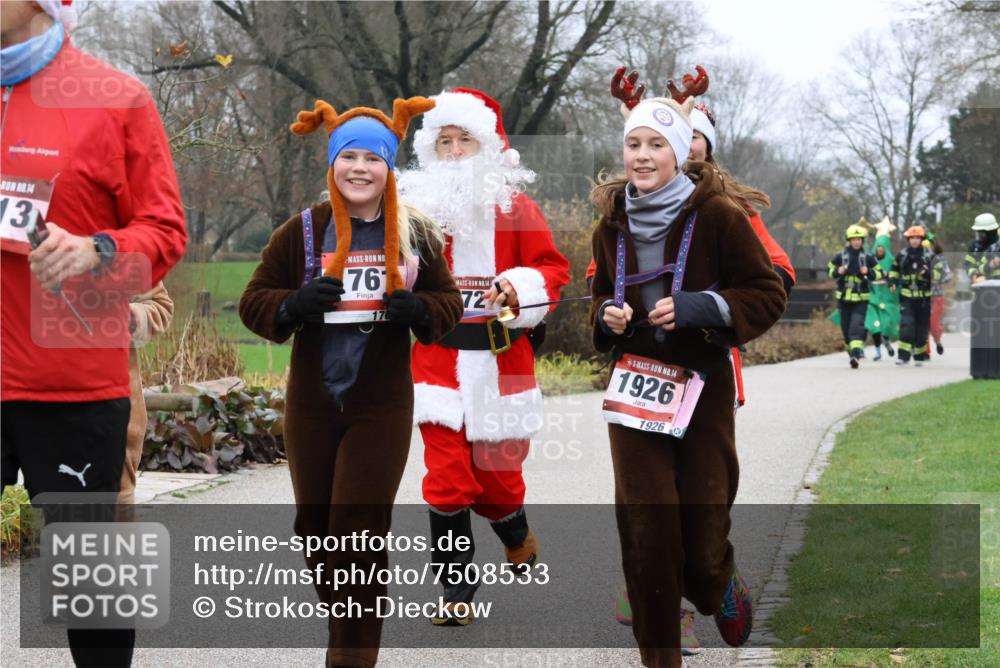 08.12.2024 - St. Pauli X-Mass-Run No. 14 Strokosch-Dieckow http://msf.ph/oto/7508533 08.12.2024 10:56:19 Laufen 14, 13, 761, 14, 72, 14, 1926, 1926 meine-sportfotos.de