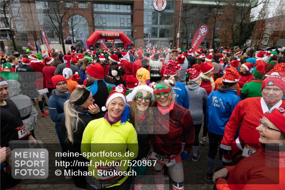 08.12.2024 - St. Pauli X-Mass-Run No. 14 Michael Strokosch http://msf.ph/oto/7520967 08.12.2024 09:56:39 Laufen 125, 9, 56, 43, 84, 1910, 14, 200, 6, 14, 6 meine-sportfotos.de