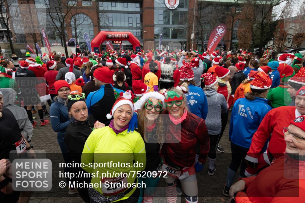 08.12.2024 - St. Pauli X-Mass-Run No. 14 Michael Strokosch http://msf.ph/oto/7520972 08.12.2024 09:56:39 Laufen 1253, 14, 200, 9, 56, 43, 590, 14, 401, 1910 meine-sportfotos.de