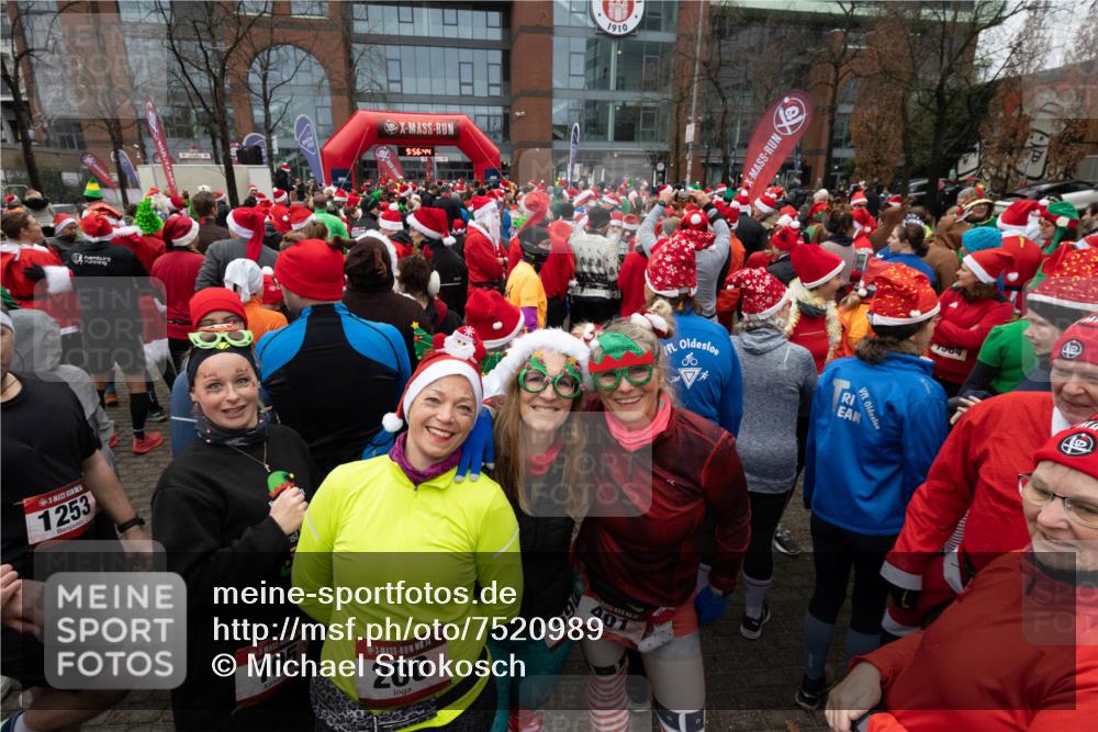 08.12.2024 - St. Pauli X-Mass-Run No. 14 Michael Strokosch http://msf.ph/oto/7520989 08.12.2024 09:56:40 Laufen 1253, 105, 14, 200, 9, 56, 44, 590, 14, 401, 1910, 88 meine-sportfotos.de