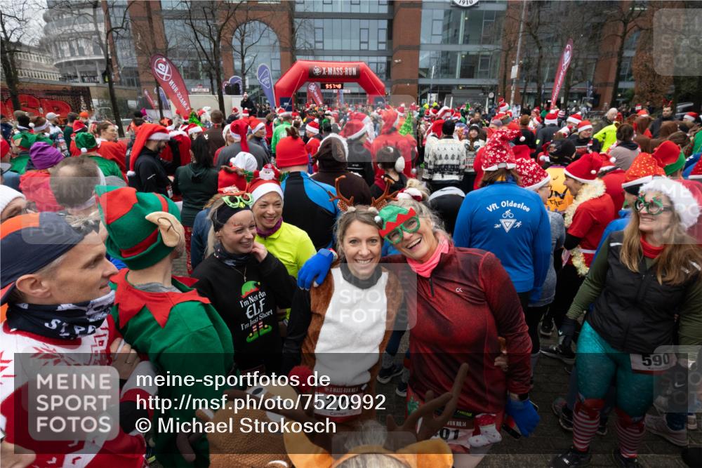 08.12.2024 - St. Pauli X-Mass-Run No. 14 Michael Strokosch http://msf.ph/oto/7520992 08.12.2024 09:57:44 Laufen 22, 14, 9, 51, 48, 274, 14, 01, 590 meine-sportfotos.de