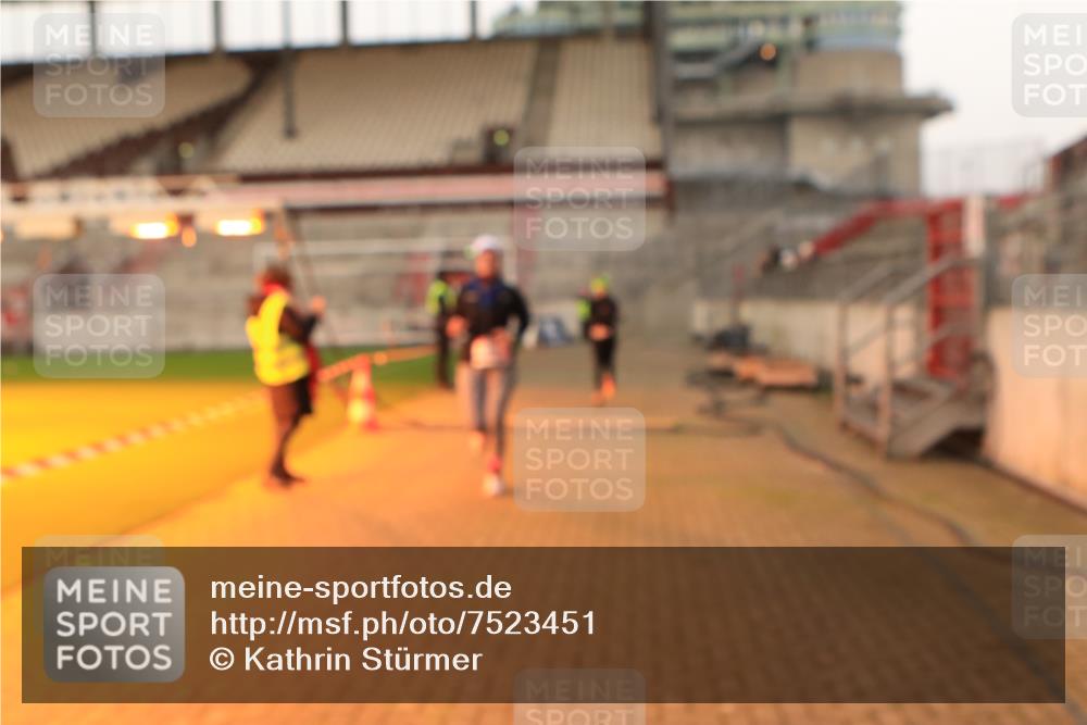 08.12.2024 - St. Pauli X-Mass-Run No. 14 Kathrin Stürmer Photography http://msf.ph/oto/7523451 08.12.2024 09:59:32 Ziel 100, 190, 2478, 2480, 2932, 3156, 3157 meine-sportfotos.de