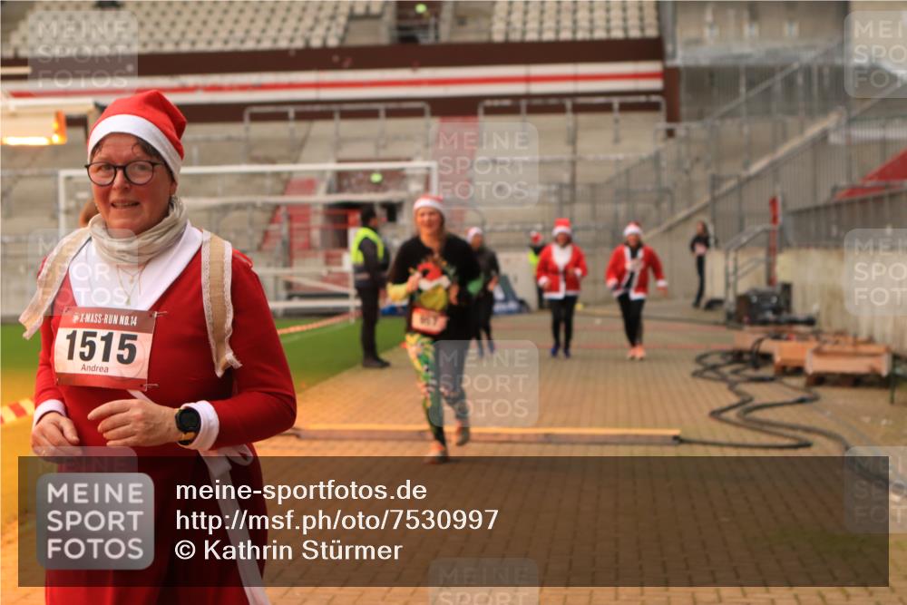 08.12.2024 - St. Pauli X-Mass-Run No. 14 Kathrin Stürmer Photography http://msf.ph/oto/7530997 08.12.2024 10:42:57 Ziel 307, 491, 557, 680, 695, 957, 1038, 1091, 1515, 1519, 1698, 3236 meine-sportfotos.de