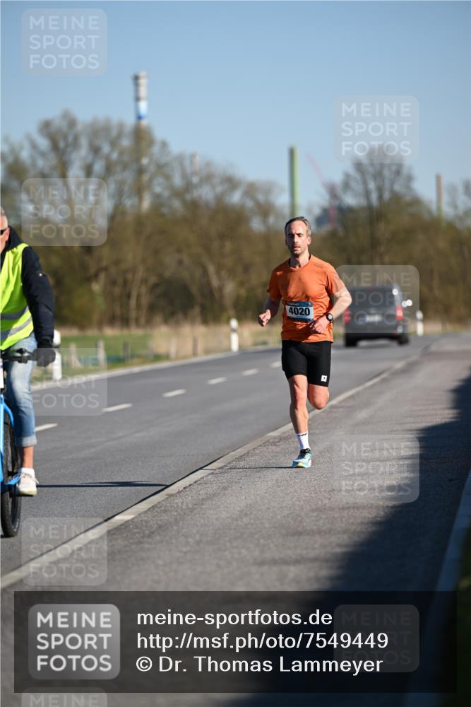 06.04.2025 - 44. Internationalen Wilhelmsburger Insellauf Dr. Thomas Lammeyer http://msf.ph/oto/7549449 06.04.2025 09:16:25 Laufen 4020 meine-sportfotos.de