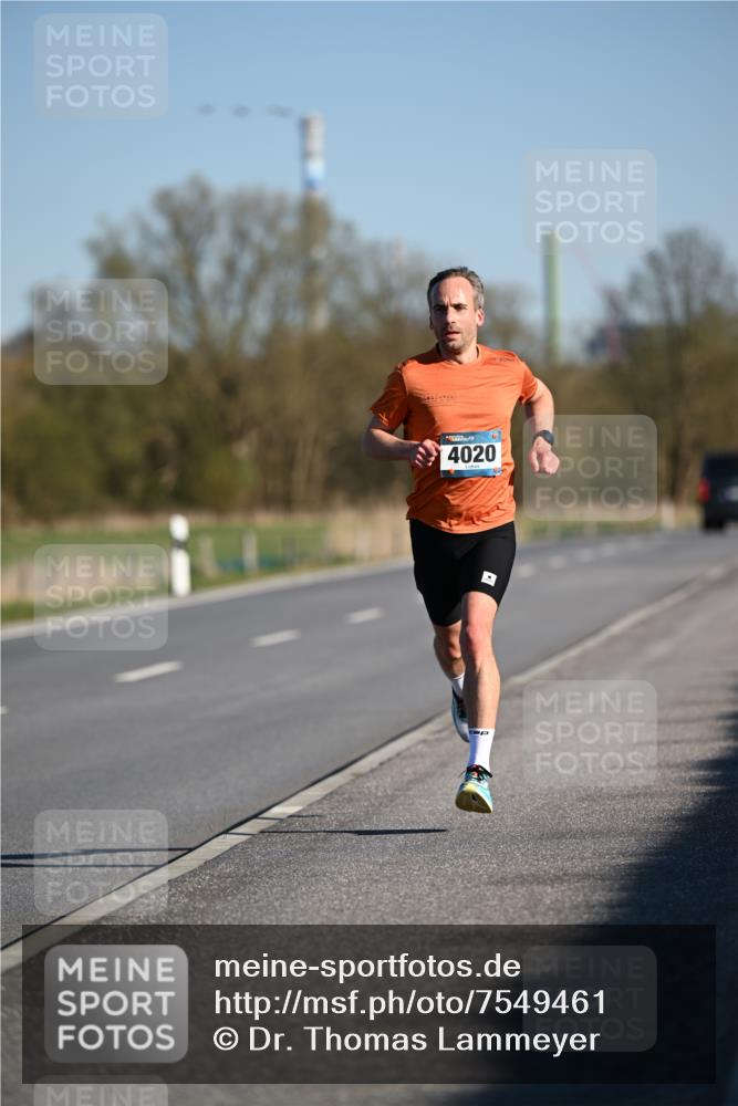 06.04.2025 - 44. Internationalen Wilhelmsburger Insellauf Dr. Thomas Lammeyer http://msf.ph/oto/7549461 06.04.2025 09:16:26 Laufen 4020, 62 meine-sportfotos.de