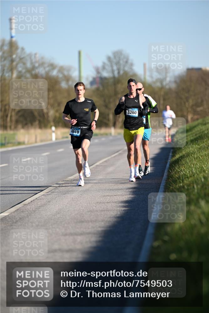 06.04.2025 - 44. Internationalen Wilhelmsburger Insellauf Dr. Thomas Lammeyer http://msf.ph/oto/7549503 06.04.2025 09:17:20 Laufen 4619, 3260 meine-sportfotos.de