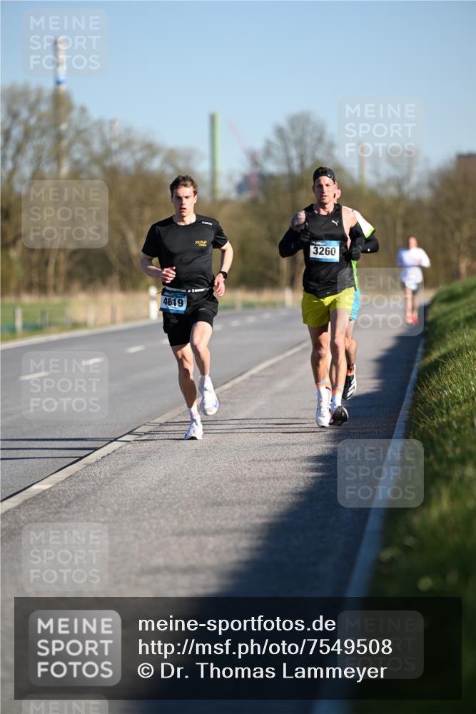 06.04.2025 - 44. Internationalen Wilhelmsburger Insellauf Dr. Thomas Lammeyer http://msf.ph/oto/7549508 06.04.2025 09:17:21 Laufen 4619, 3260 meine-sportfotos.de