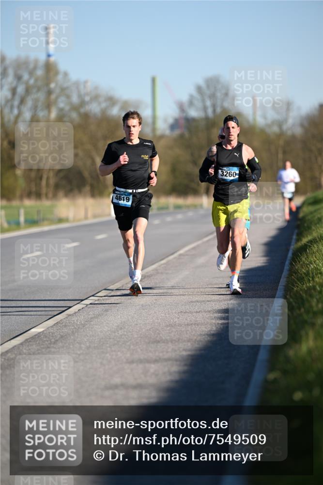 06.04.2025 - 44. Internationalen Wilhelmsburger Insellauf Dr. Thomas Lammeyer http://msf.ph/oto/7549509 06.04.2025 09:17:21 Laufen 4619, 3260 meine-sportfotos.de