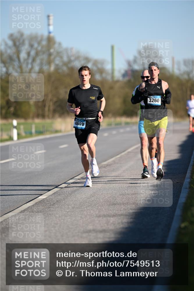06.04.2025 - 44. Internationalen Wilhelmsburger Insellauf Dr. Thomas Lammeyer http://msf.ph/oto/7549513 06.04.2025 09:17:21 Laufen 4619, 3260 meine-sportfotos.de