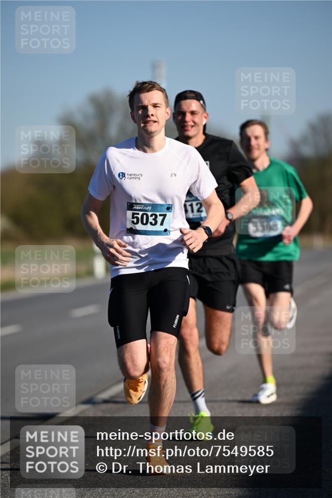06.04.2025 - 44. Internationalen Wilhelmsburger Insellauf Dr. Thomas Lammeyer http://msf.ph/oto/7549585 06.04.2025 09:18:01 Laufen 5037, 112, 3390 meine-sportfotos.de