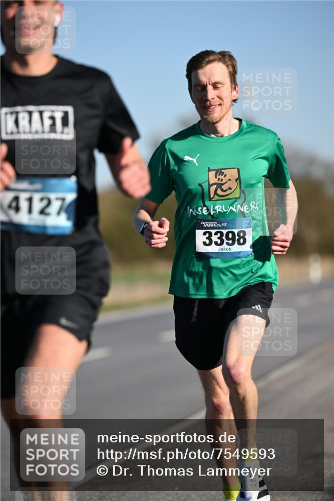 06.04.2025 - 44. Internationalen Wilhelmsburger Insellauf Dr. Thomas Lammeyer http://msf.ph/oto/7549593 06.04.2025 09:18:02 Laufen 4127, 3398 meine-sportfotos.de