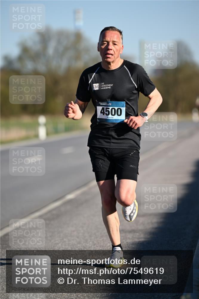 06.04.2025 - 44. Internationalen Wilhelmsburger Insellauf Dr. Thomas Lammeyer http://msf.ph/oto/7549619 06.04.2025 09:18:10 Laufen 4500, 7411 meine-sportfotos.de
