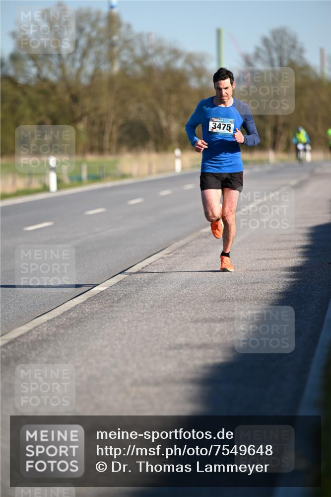 06.04.2025 - 44. Internationalen Wilhelmsburger Insellauf Dr. Thomas Lammeyer http://msf.ph/oto/7549648 06.04.2025 09:18:38 Laufen 3475 meine-sportfotos.de