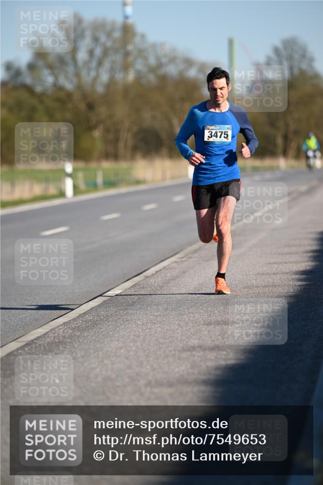 06.04.2025 - 44. Internationalen Wilhelmsburger Insellauf Dr. Thomas Lammeyer http://msf.ph/oto/7549653 06.04.2025 09:18:39 Laufen 3475 meine-sportfotos.de