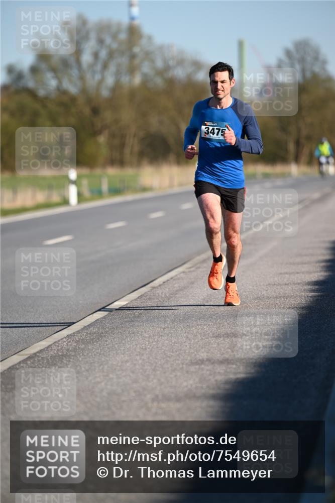 06.04.2025 - 44. Internationalen Wilhelmsburger Insellauf Dr. Thomas Lammeyer http://msf.ph/oto/7549654 06.04.2025 09:18:39 Laufen 3475 meine-sportfotos.de
