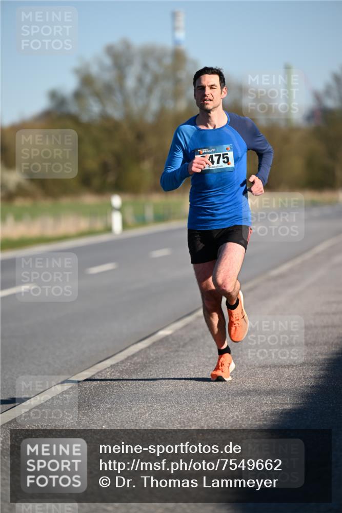 06.04.2025 - 44. Internationalen Wilhelmsburger Insellauf Dr. Thomas Lammeyer http://msf.ph/oto/7549662 06.04.2025 09:18:40 Laufen 475 meine-sportfotos.de