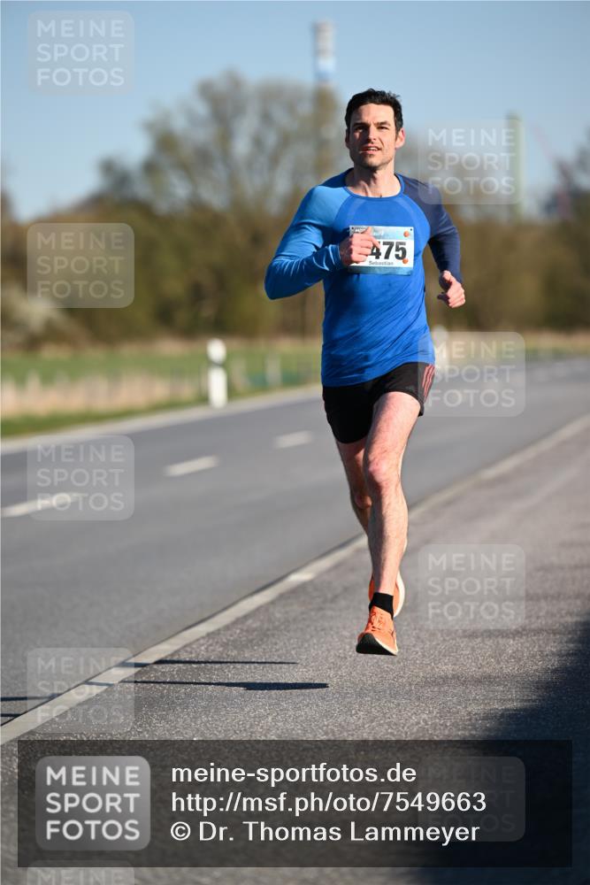 06.04.2025 - 44. Internationalen Wilhelmsburger Insellauf Dr. Thomas Lammeyer http://msf.ph/oto/7549663 06.04.2025 09:18:40 Laufen 475 meine-sportfotos.de