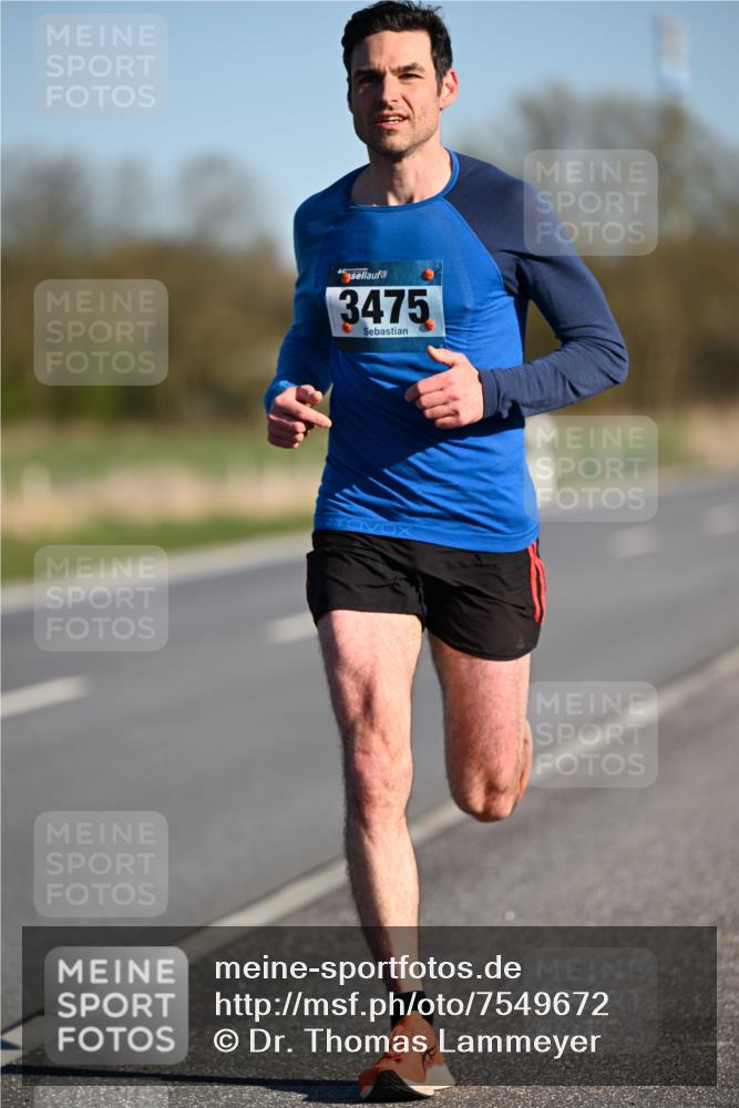 06.04.2025 - 44. Internationalen Wilhelmsburger Insellauf Dr. Thomas Lammeyer http://msf.ph/oto/7549672 06.04.2025 09:18:41 Laufen 3475 meine-sportfotos.de