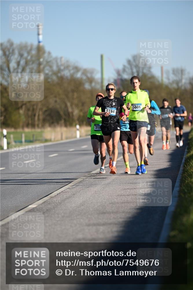 06.04.2025 - 44. Internationalen Wilhelmsburger Insellauf Dr. Thomas Lammeyer http://msf.ph/oto/7549676 06.04.2025 09:18:56 Laufen 318, 5194, 5001 meine-sportfotos.de