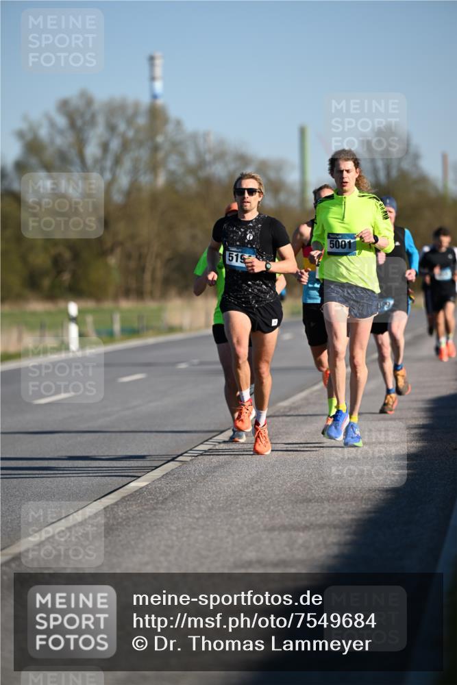 06.04.2025 - 44. Internationalen Wilhelmsburger Insellauf Dr. Thomas Lammeyer http://msf.ph/oto/7549684 06.04.2025 09:18:58 Laufen 519, 5001 meine-sportfotos.de