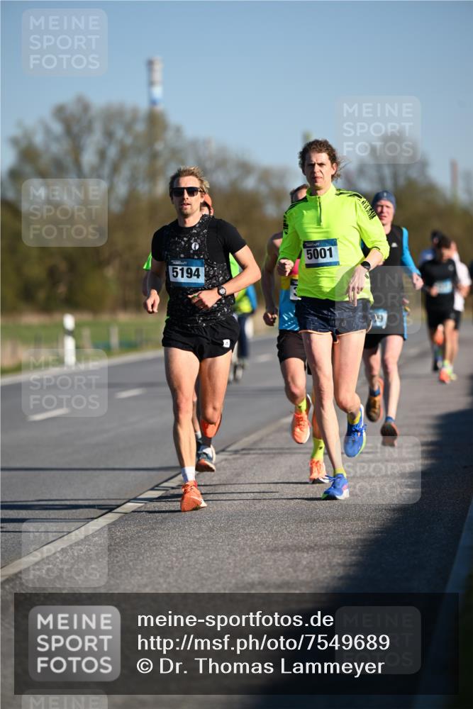 06.04.2025 - 44. Internationalen Wilhelmsburger Insellauf Dr. Thomas Lammeyer http://msf.ph/oto/7549689 06.04.2025 09:18:58 Laufen 5194, 5001 meine-sportfotos.de