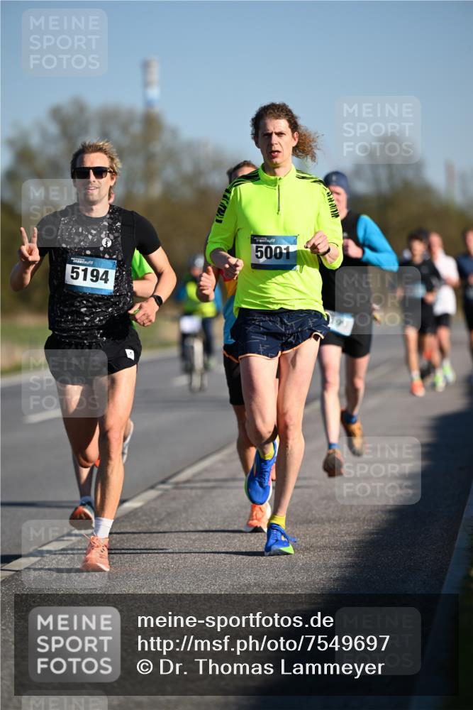 06.04.2025 - 44. Internationalen Wilhelmsburger Insellauf Dr. Thomas Lammeyer http://msf.ph/oto/7549697 06.04.2025 09:19:00 Laufen 5194, 5001 meine-sportfotos.de