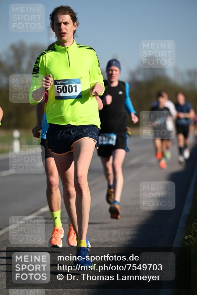 06.04.2025 - 44. Internationalen Wilhelmsburger Insellauf Dr. Thomas Lammeyer http://msf.ph/oto/7549703 06.04.2025 09:19:01 Laufen 5001 meine-sportfotos.de