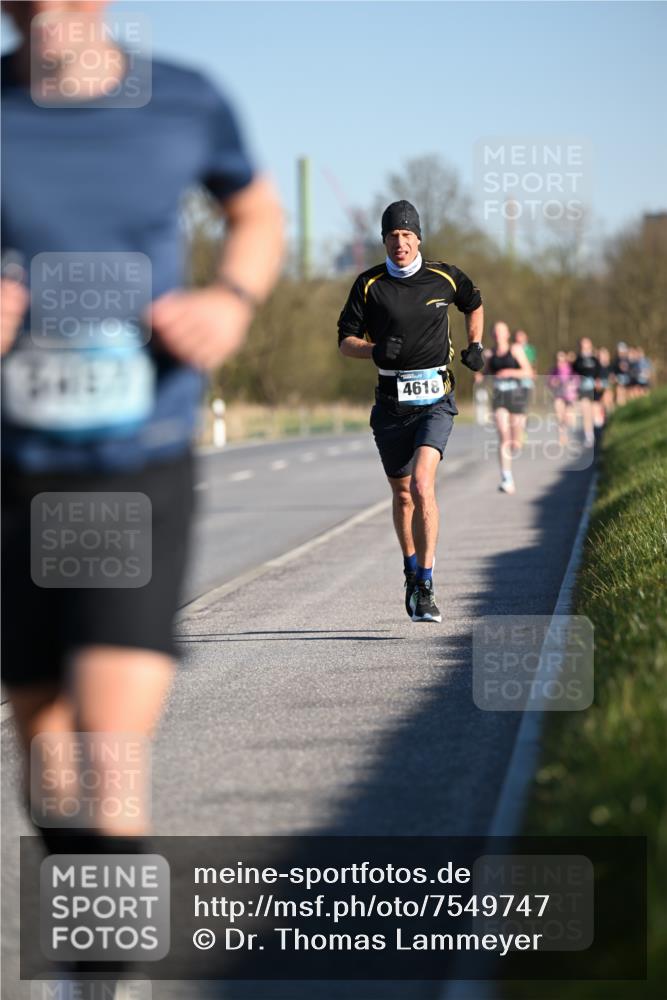 06.04.2025 - 44. Internationalen Wilhelmsburger Insellauf Dr. Thomas Lammeyer http://msf.ph/oto/7549747 06.04.2025 09:19:09 Laufen 4618 meine-sportfotos.de