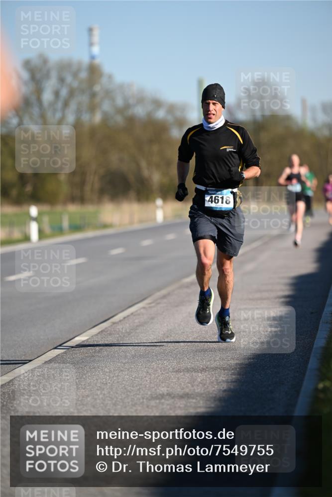 06.04.2025 - 44. Internationalen Wilhelmsburger Insellauf Dr. Thomas Lammeyer http://msf.ph/oto/7549755 06.04.2025 09:19:10 Laufen 4618 meine-sportfotos.de