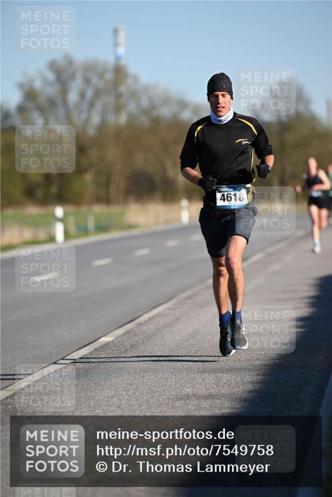 06.04.2025 - 44. Internationalen Wilhelmsburger Insellauf Dr. Thomas Lammeyer http://msf.ph/oto/7549758 06.04.2025 09:19:11 Laufen 4618 meine-sportfotos.de