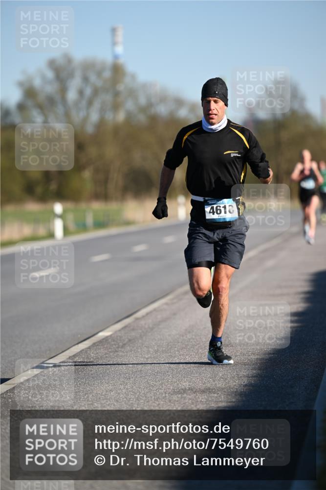 06.04.2025 - 44. Internationalen Wilhelmsburger Insellauf Dr. Thomas Lammeyer http://msf.ph/oto/7549760 06.04.2025 09:19:11 Laufen 4618 meine-sportfotos.de
