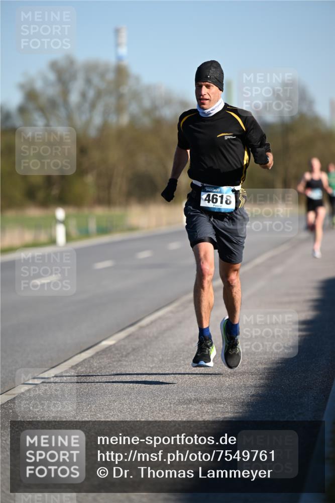 06.04.2025 - 44. Internationalen Wilhelmsburger Insellauf Dr. Thomas Lammeyer http://msf.ph/oto/7549761 06.04.2025 09:19:11 Laufen 4618 meine-sportfotos.de
