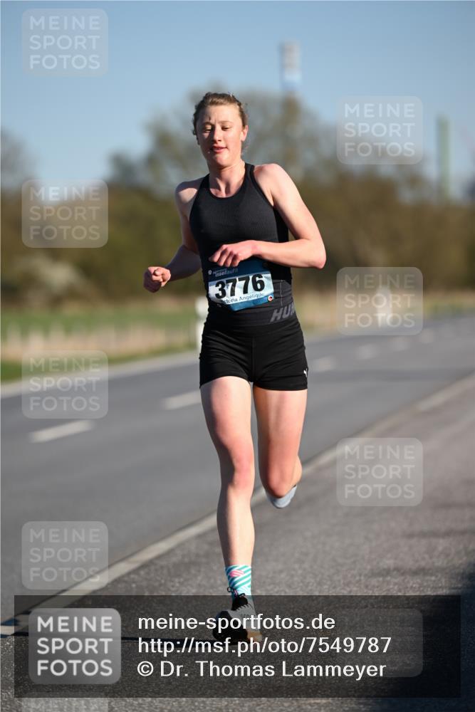 06.04.2025 - 44. Internationalen Wilhelmsburger Insellauf Dr. Thomas Lammeyer http://msf.ph/oto/7549787 06.04.2025 09:19:20 Laufen 3776 meine-sportfotos.de