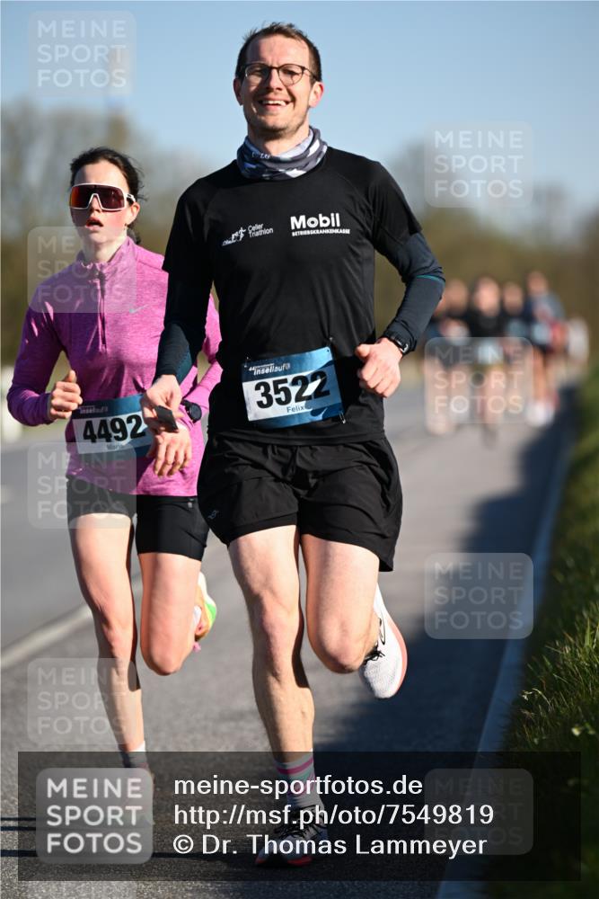 06.04.2025 - 44. Internationalen Wilhelmsburger Insellauf Dr. Thomas Lammeyer http://msf.ph/oto/7549819 06.04.2025 09:19:30 Laufen 4492, 3522 meine-sportfotos.de