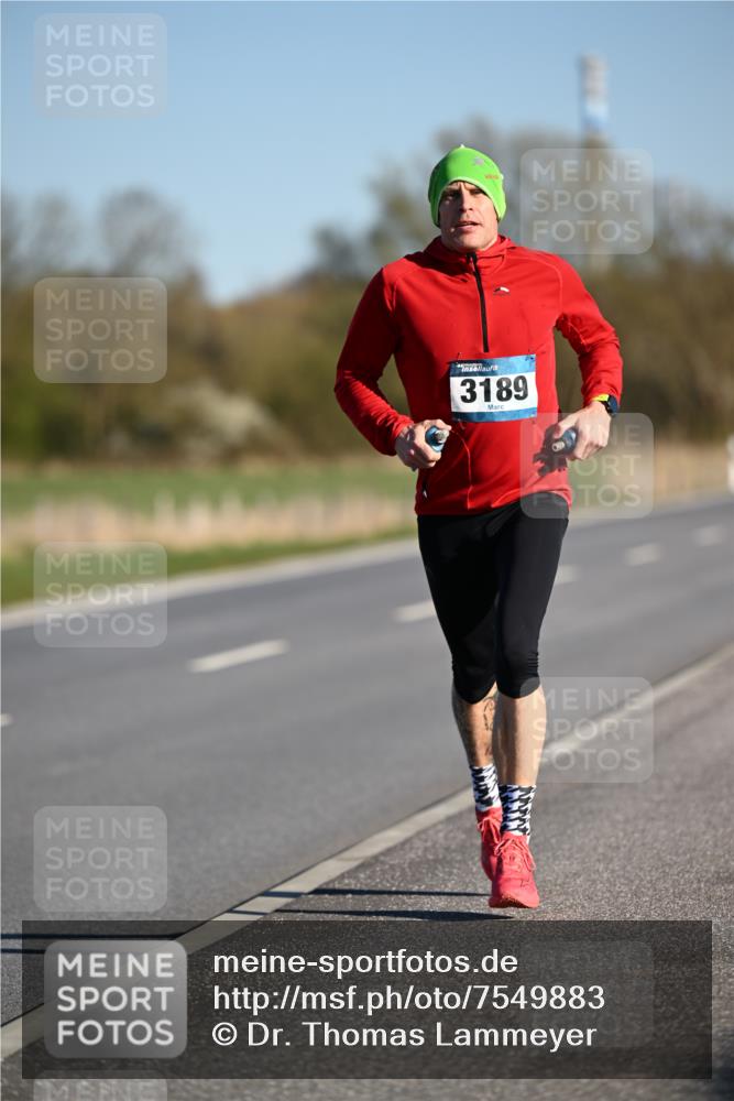 06.04.2025 - 44. Internationalen Wilhelmsburger Insellauf Dr. Thomas Lammeyer http://msf.ph/oto/7549883 06.04.2025 09:19:48 Laufen 3189 meine-sportfotos.de