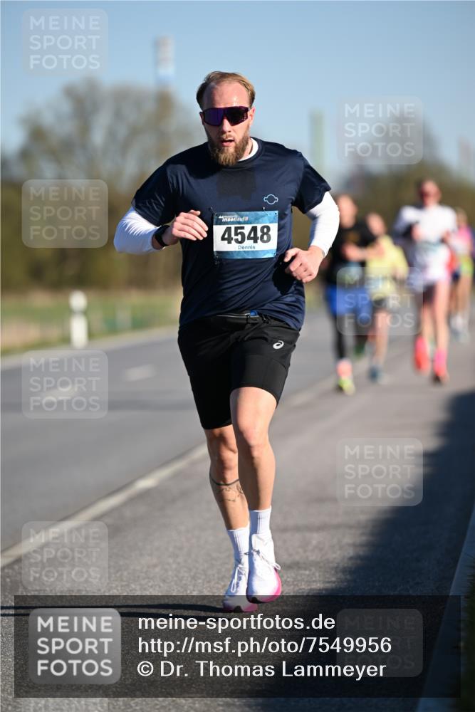 06.04.2025 - 44. Internationalen Wilhelmsburger Insellauf Dr. Thomas Lammeyer http://msf.ph/oto/7549956 06.04.2025 09:20:15 Laufen 4548 meine-sportfotos.de