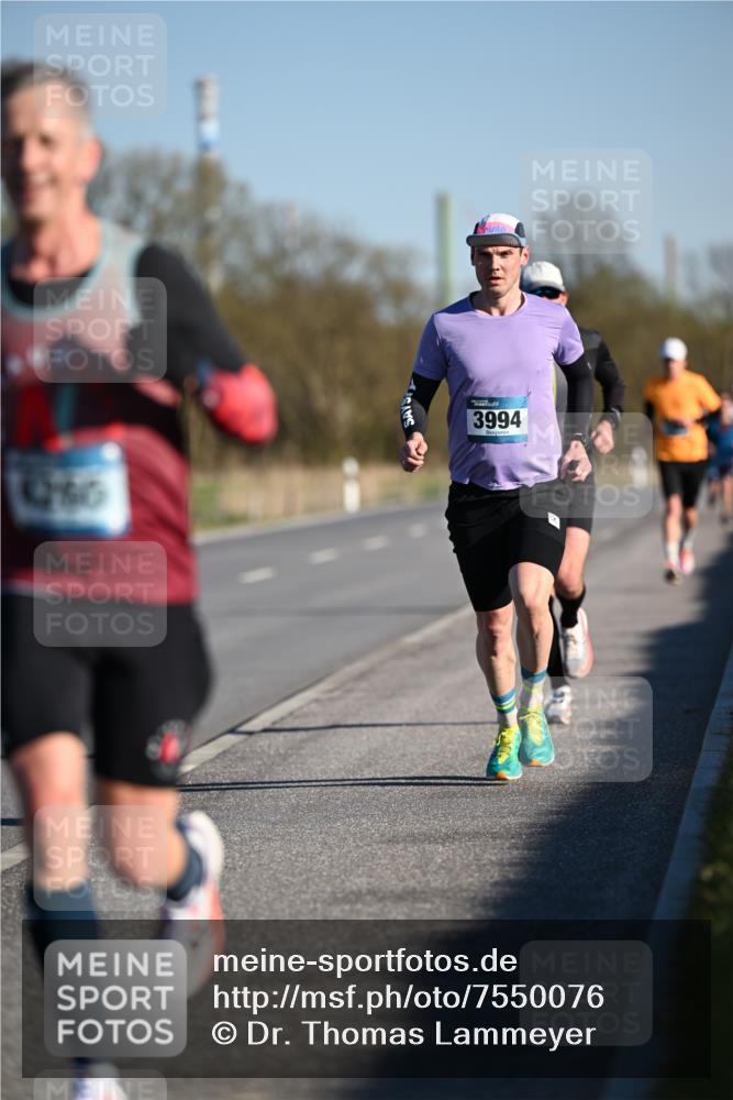06.04.2025 - 44. Internationalen Wilhelmsburger Insellauf Dr. Thomas Lammeyer http://msf.ph/oto/7550076 06.04.2025 09:20:46 Laufen 260, 3994 meine-sportfotos.de