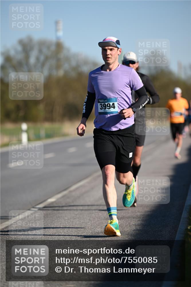 06.04.2025 - 44. Internationalen Wilhelmsburger Insellauf Dr. Thomas Lammeyer http://msf.ph/oto/7550085 06.04.2025 09:20:47 Laufen 3994 meine-sportfotos.de