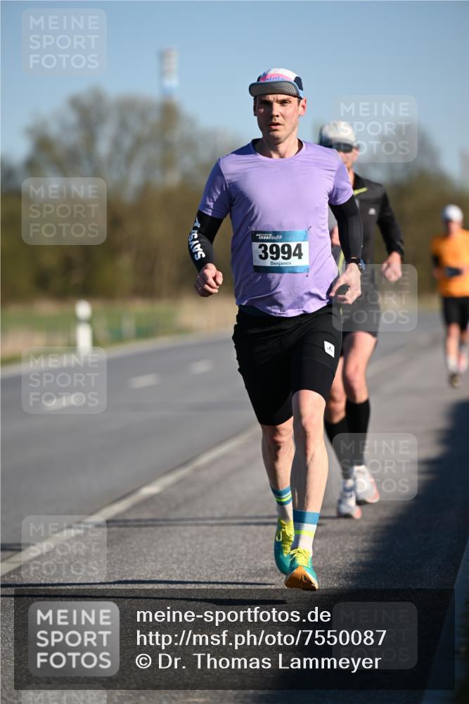 06.04.2025 - 44. Internationalen Wilhelmsburger Insellauf Dr. Thomas Lammeyer http://msf.ph/oto/7550087 06.04.2025 09:20:47 Laufen 3994 meine-sportfotos.de