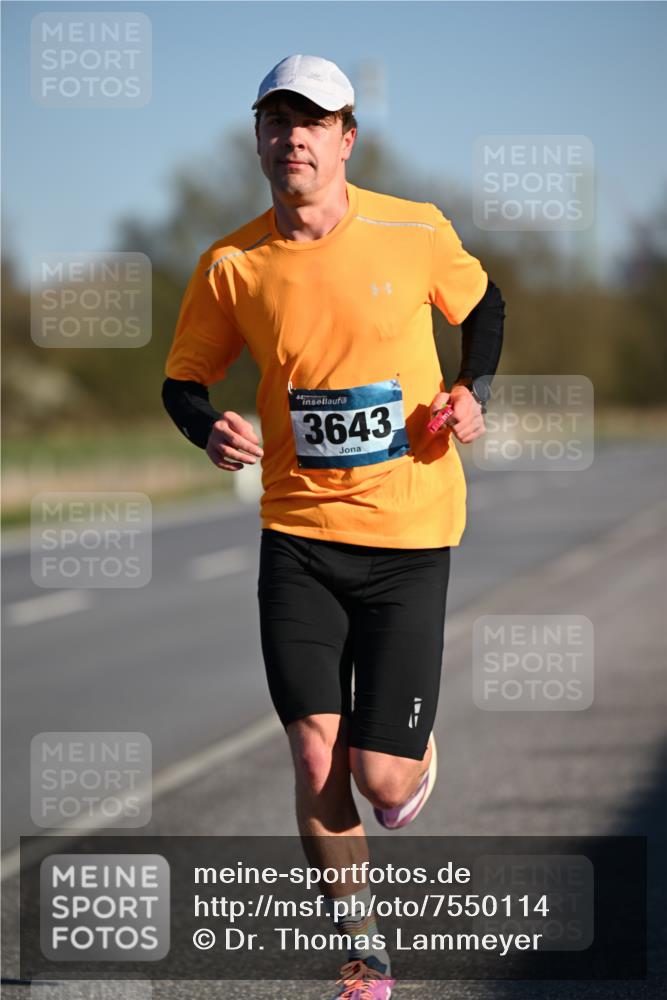 06.04.2025 - 44. Internationalen Wilhelmsburger Insellauf Dr. Thomas Lammeyer http://msf.ph/oto/7550114 06.04.2025 09:20:55 Laufen 3643 meine-sportfotos.de