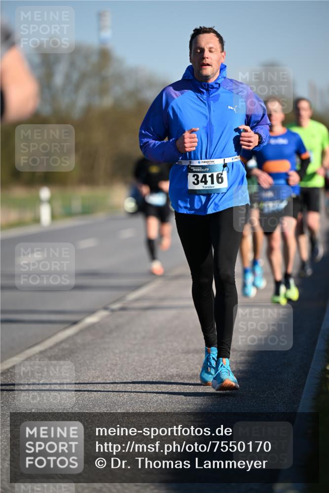 06.04.2025 - 44. Internationalen Wilhelmsburger Insellauf Dr. Thomas Lammeyer http://msf.ph/oto/7550170 06.04.2025 09:21:09 Laufen 3416 meine-sportfotos.de