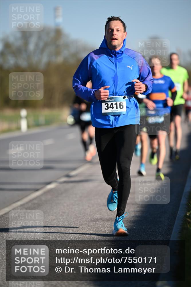 06.04.2025 - 44. Internationalen Wilhelmsburger Insellauf Dr. Thomas Lammeyer http://msf.ph/oto/7550171 06.04.2025 09:21:10 Laufen 3416 meine-sportfotos.de