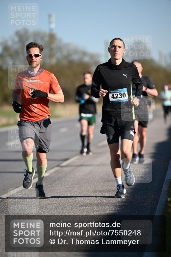 06.04.2025 - 44. Internationalen Wilhelmsburger Insellauf Dr. Thomas Lammeyer http://msf.ph/oto/7550248 06.04.2025 09:21:25 Laufen 4230 meine-sportfotos.de