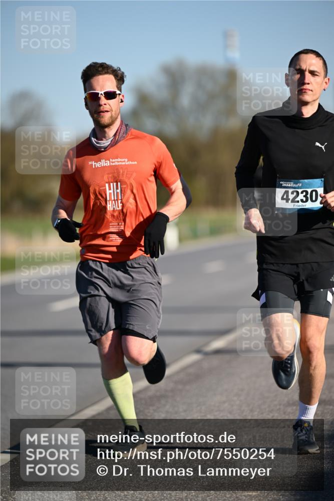 06.04.2025 - 44. Internationalen Wilhelmsburger Insellauf Dr. Thomas Lammeyer http://msf.ph/oto/7550254 06.04.2025 09:21:26 Laufen 30, 4230 meine-sportfotos.de