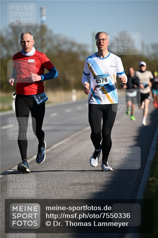 06.04.2025 - 44. Internationalen Wilhelmsburger Insellauf Dr. Thomas Lammeyer http://msf.ph/oto/7550336 06.04.2025 09:21:49 Laufen 3460, 4576 meine-sportfotos.de